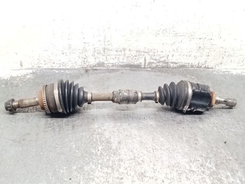 Recambio de transmision delantera izquierda para toyota corolla (_e12_) 1.6 vvt-i (zze121_) referencia OEM IAM   