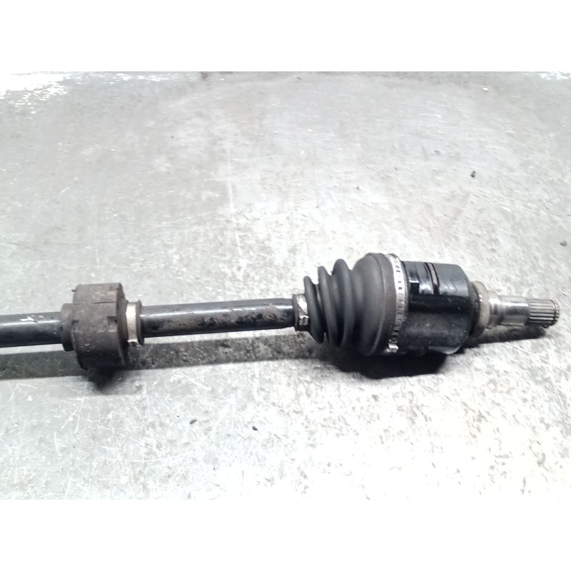 Recambio de transmision delantera derecha para toyota corolla (_e12_) 1.6 vvt-i (zze121_) referencia OEM IAM   