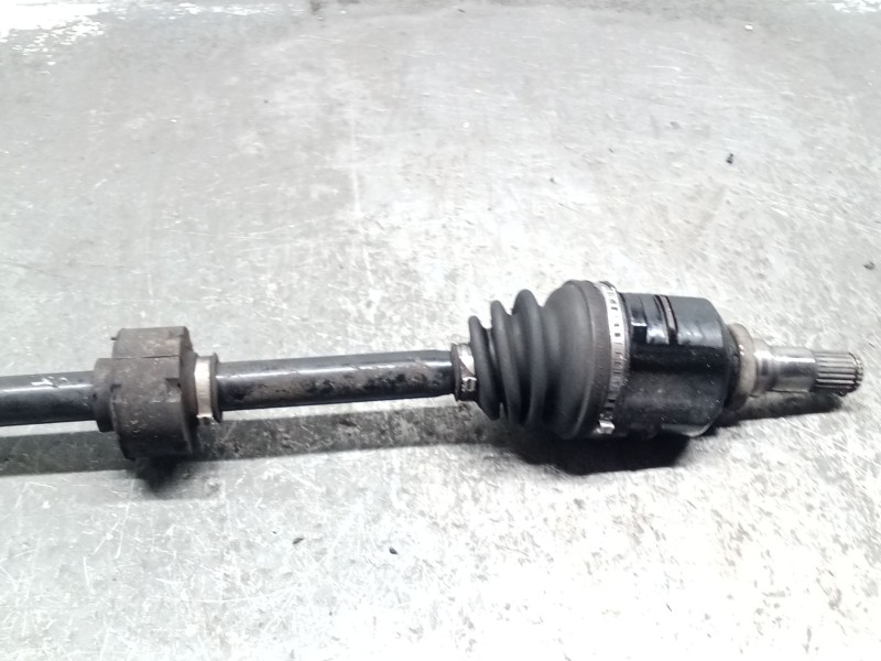 Recambio de transmision delantera derecha para toyota corolla (_e12_) 1.6 vvt-i (zze121_) referencia OEM IAM   