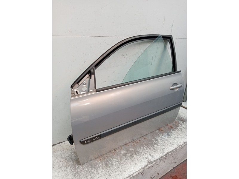 Recambio de puerta delantera izquierda para renault megane ii (bm0/1_, cm0/1_) 1.6 16v (bm0c, cm0c) referencia OEM IAM  3P 