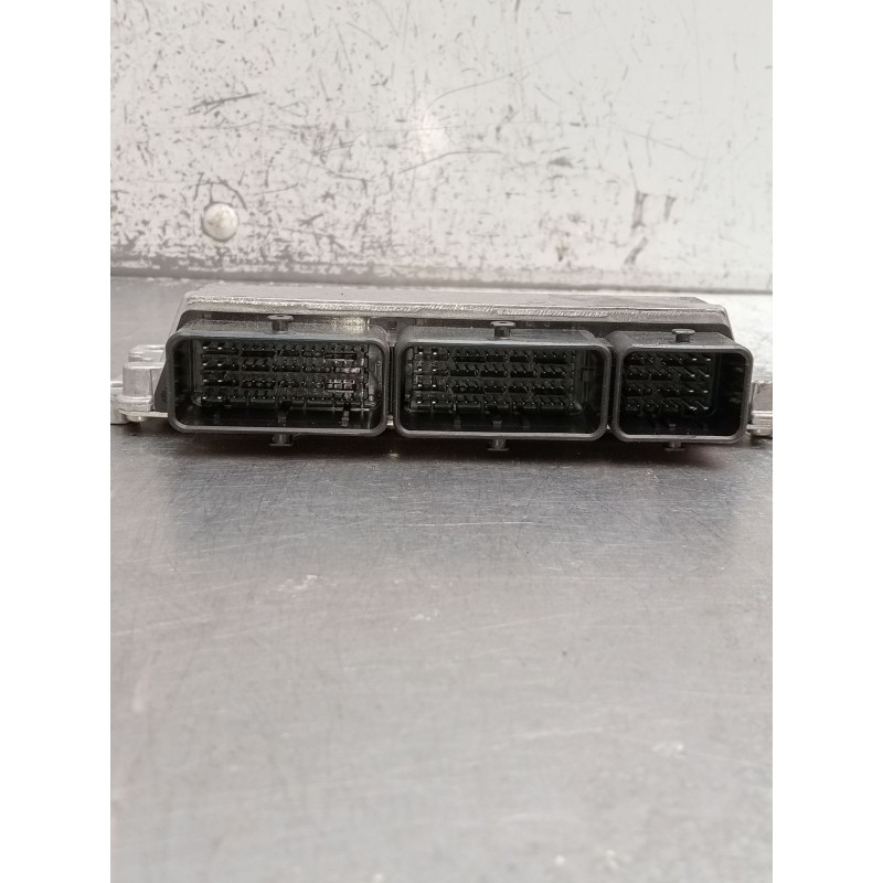 Recambio de centralita motor uce para renault clio iv (bh_) 0.9 tce 90 referencia OEM IAM 237109221R 161810244 