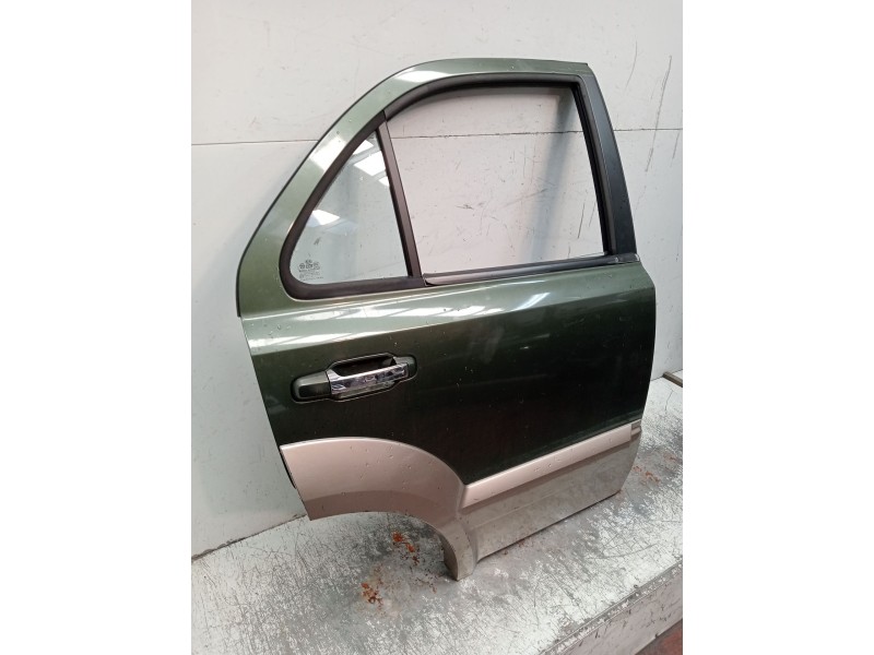 Recambio de puerta trasera derecha para kia sorento i (jc) 2.5 crdi referencia OEM IAM  5P 