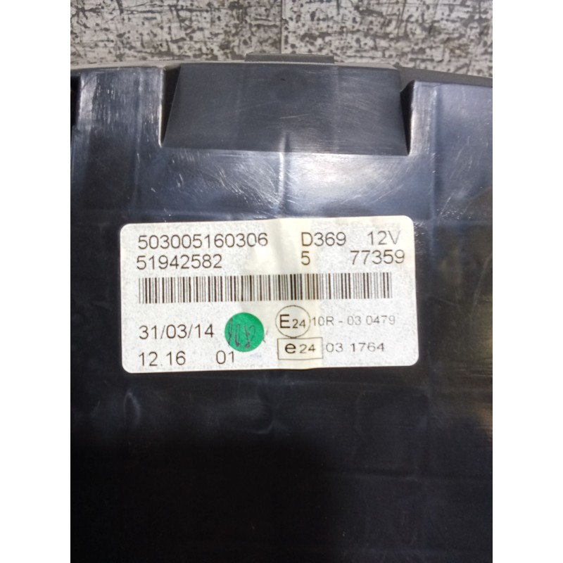Recambio de cuadro instrumentos para fiat doblo autobús (263_) 1.6 d multijet (263axd1b) referencia OEM IAM 503005160306 5194258