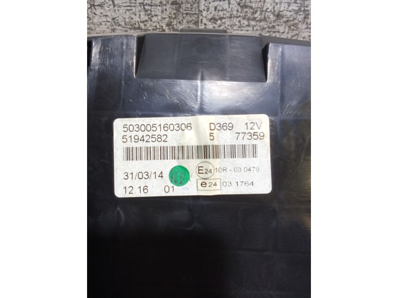 Recambio de cuadro instrumentos para fiat doblo autobús (263_) 1.6 d multijet (263axd1b) referencia OEM IAM 503005160306 5194258