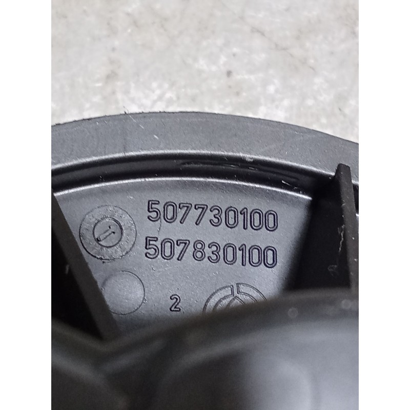 Recambio de motor calefaccion para fiat doblo autobús (263_) 1.6 d multijet (263axd1b) referencia OEM IAM 5T7430000 507730100 50