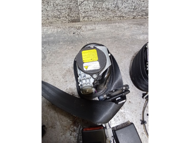 Recambio de juego cinturones delantero para fiat doblo autobús (263_) 1.6 d multijet (263axd1b) referencia OEM IAM   