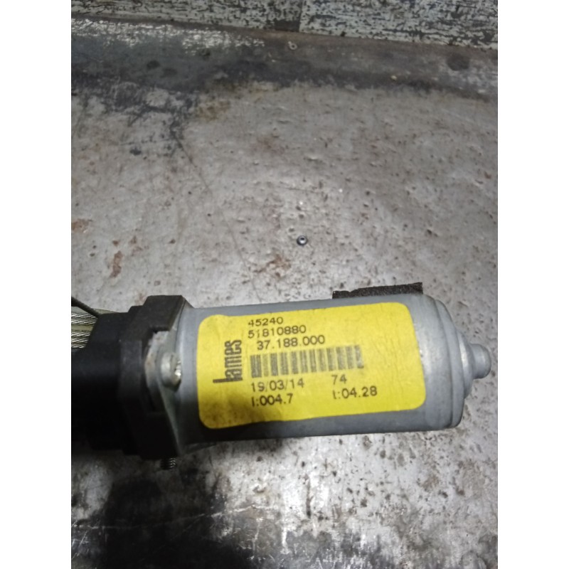 Recambio de elevalunas delantero izquierdo para fiat doblo autobús (263_) 1.6 d multijet (263axd1b) referencia OEM IAM 51810880 