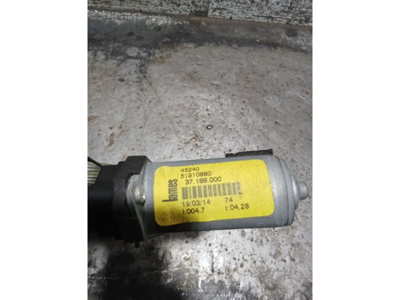 Recambio de elevalunas delantero izquierdo para fiat doblo autobús (263_) 1.6 d multijet (263axd1b) referencia OEM IAM 51810880 