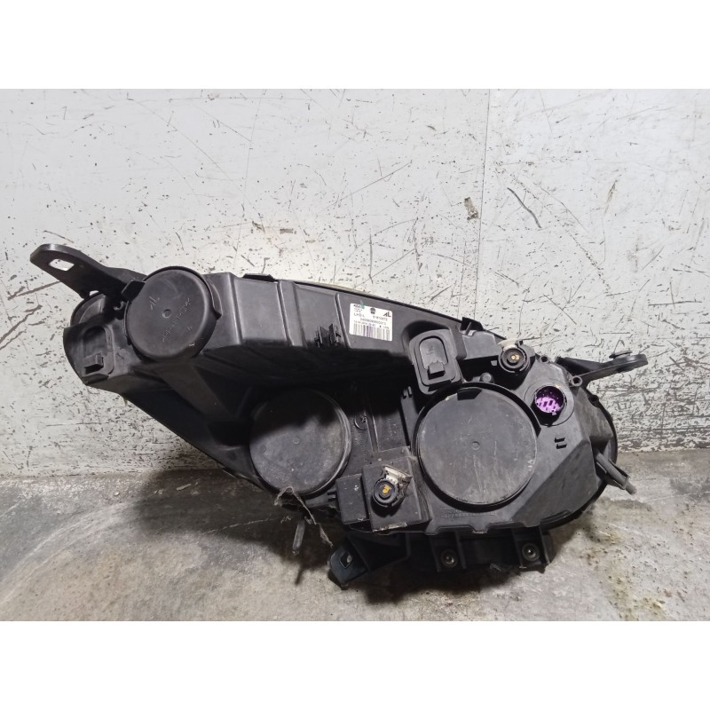 Recambio de faro izquierdo para fiat doblo autobús (263_) 1.6 d multijet (263axd1b) referencia OEM IAM 51810672 04639099900010 