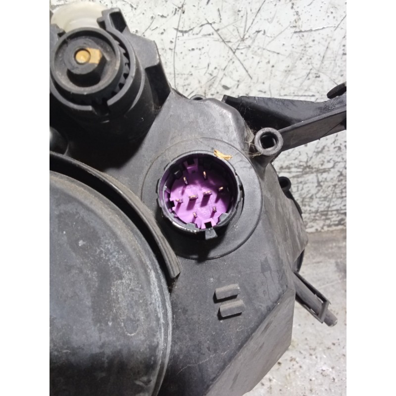 Recambio de faro izquierdo para fiat doblo autobús (263_) 1.6 d multijet (263axd1b) referencia OEM IAM 51810672 04639099900010 