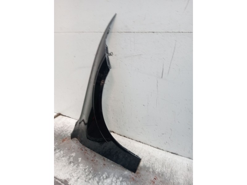 Recambio de aleta delantera derecha para volvo xc60 business plus 2wd referencia OEM IAM   