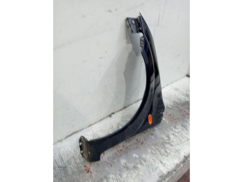 Recambio de aleta delantera izquierda para ford fiesta v (jh_, jd_) 1.4 16v referencia OEM IAM   