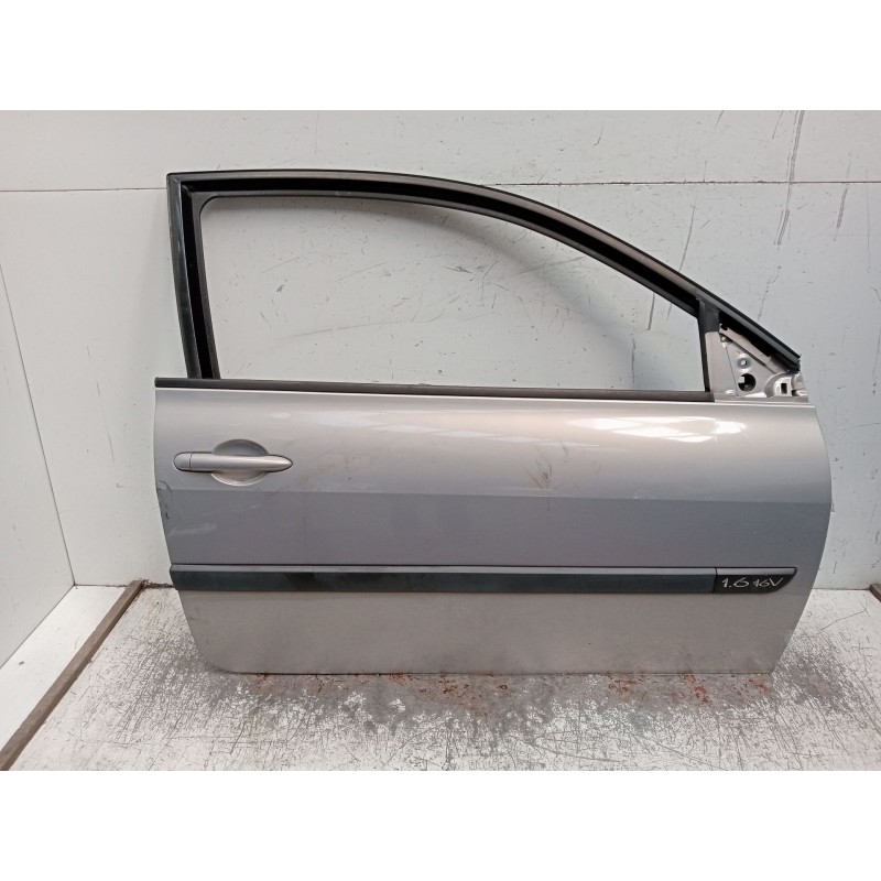 Recambio de puerta delantera derecha para renault megane ii (bm0/1_, cm0/1_) 1.6 16v (bm0c, cm0c) referencia OEM IAM  3P 