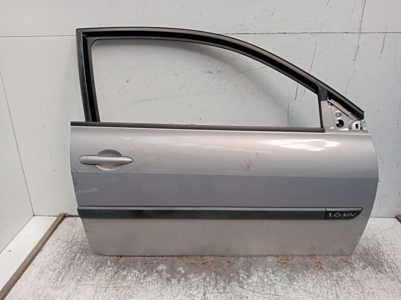 Recambio de puerta delantera derecha para renault megane ii (bm0/1_, cm0/1_) 1.6 16v (bm0c, cm0c) referencia OEM IAM  3P 