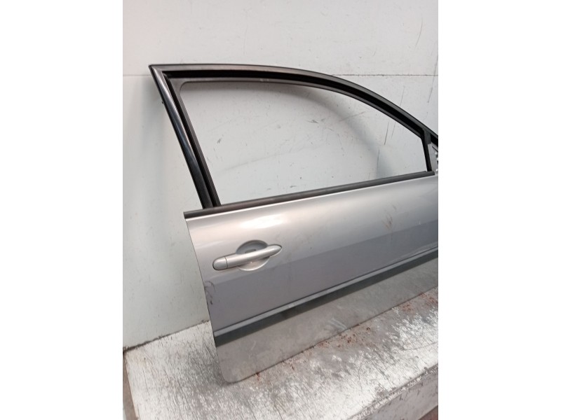 Recambio de puerta delantera derecha para renault megane ii (bm0/1_, cm0/1_) 1.6 16v (bm0c, cm0c) referencia OEM IAM  3P 