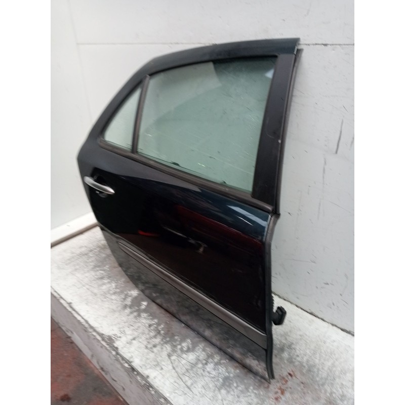 Recambio de puerta trasera derecha para renault laguna ii (bg0/1_) 2.2 dci (bg0f) referencia OEM IAM  5P 