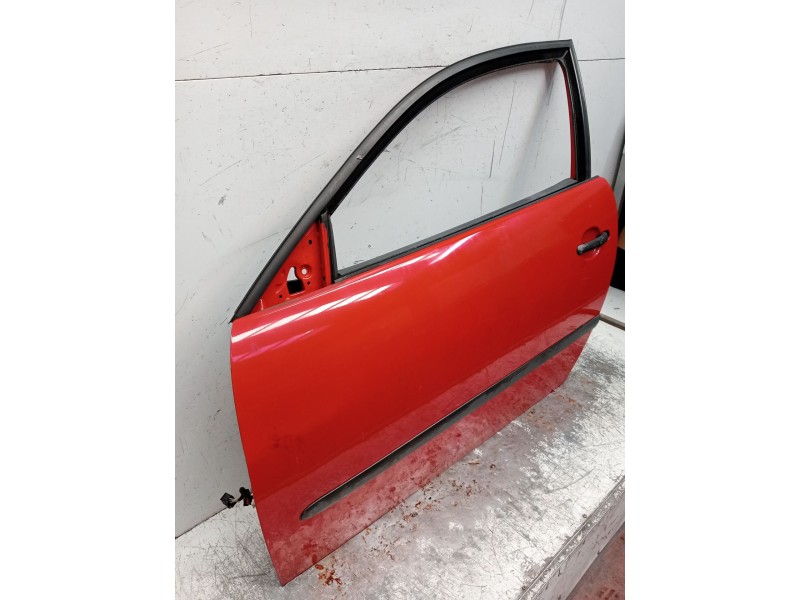 Recambio de puerta delantera izquierda para seat ibiza iii (6l1) 1.4 tdi referencia OEM IAM  3P 