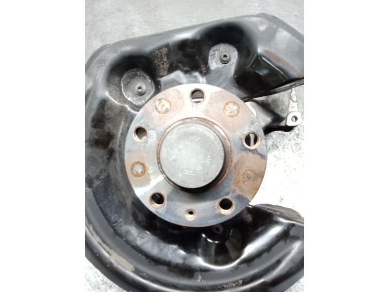 Recambio de mangueta trasera izquierda para volkswagen passat cc b6 (357) 2.0 tdi referencia OEM IAM 5N0615611C  