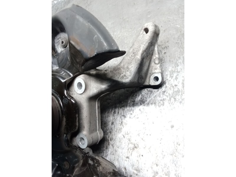 Recambio de mangueta trasera izquierda para volkswagen passat cc b6 (357) 2.0 tdi referencia OEM IAM 5N0615611C  
