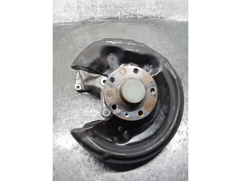 Recambio de mangueta trasera derecha para volkswagen passat cc b6 (357) 2.0 tdi referencia OEM IAM 5N0615612C  