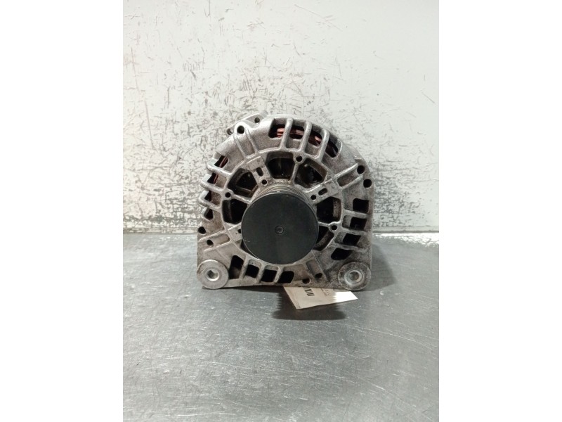 Recambio de alternador para nissan primastar furgoneta (x83) 1.9 dci 100 referencia OEM IAM 2542653 575560125000 