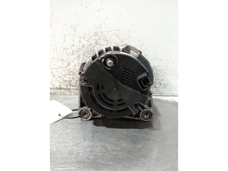 Recambio de alternador para nissan primastar furgoneta (x83) 1.9 dci 100 referencia OEM IAM 2542653 575560125000 