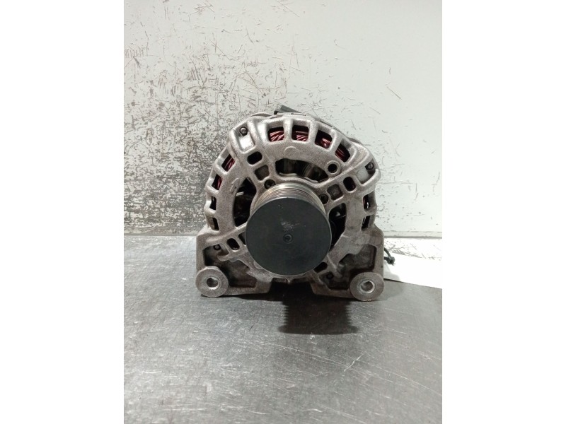 Recambio de alternador para renault clio iv (bh_) 0.9 tce 90 referencia OEM IAM 231006007R  