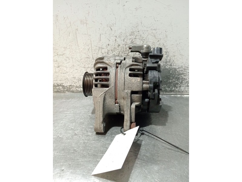 Recambio de alternador para toyota corolla (_e12_) 1.6 vvt-i (zze121_) referencia OEM IAM 0124315024 270600D030B 80A