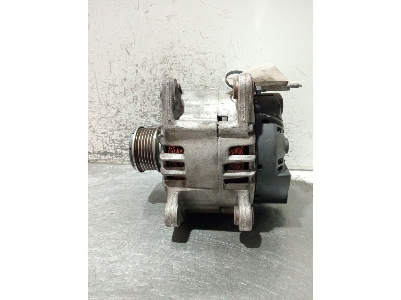 Recambio de alternador para volkswagen passat cc b6 (357) 2.0 tdi referencia OEM IAM 03L903023  