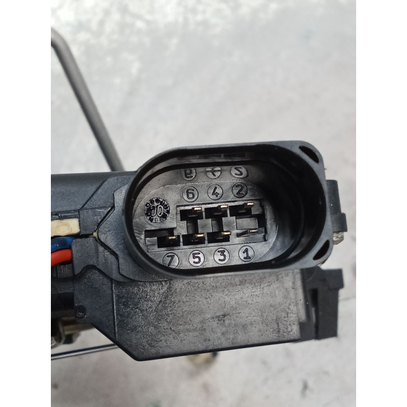 Recambio de motor cierre centralizado delantero derecho para audi a4 b6 (8e2) 2.0 referencia OEM IAM  4P 