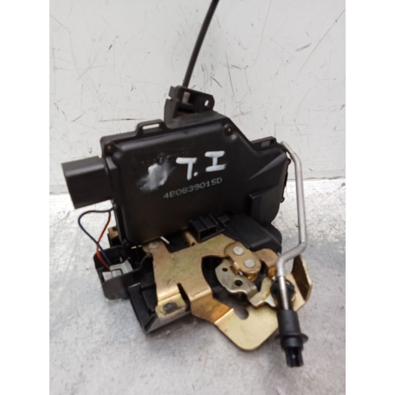 Recambio de motor cierre centralizado trasero izquierdo para audi a4 b6 (8e2) 2.0 referencia OEM IAM 4B0839015D  