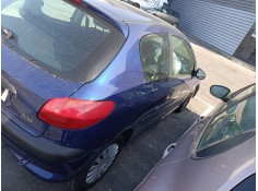 peugeot 206 berlina del año 2001 2