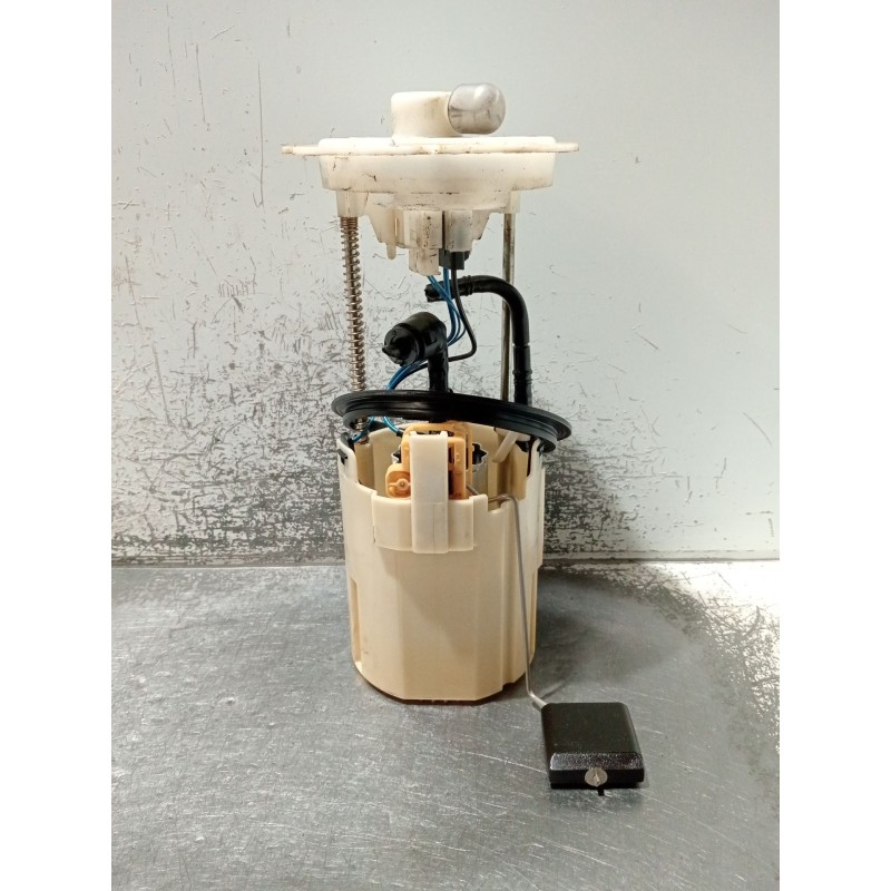 Recambio de bomba combustible para mercedes-benz clase b (w245) 200 cdi special edition (245.208) referencia OEM IAM A1694701794