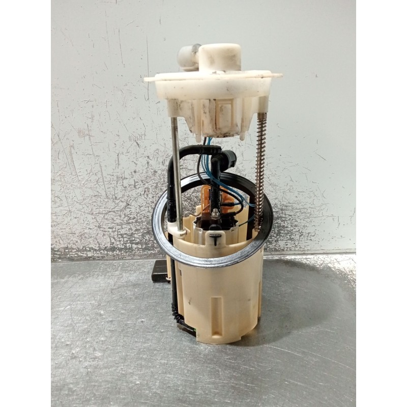 Recambio de bomba combustible para mercedes-benz clase b (w245) 200 cdi special edition (245.208) referencia OEM IAM A1694701794