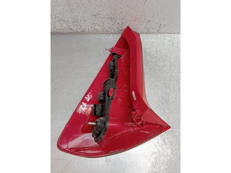 Recambio de piloto trasero derecho para citroën c4 coupé (la_) 1.6 16v referencia OEM IAM   