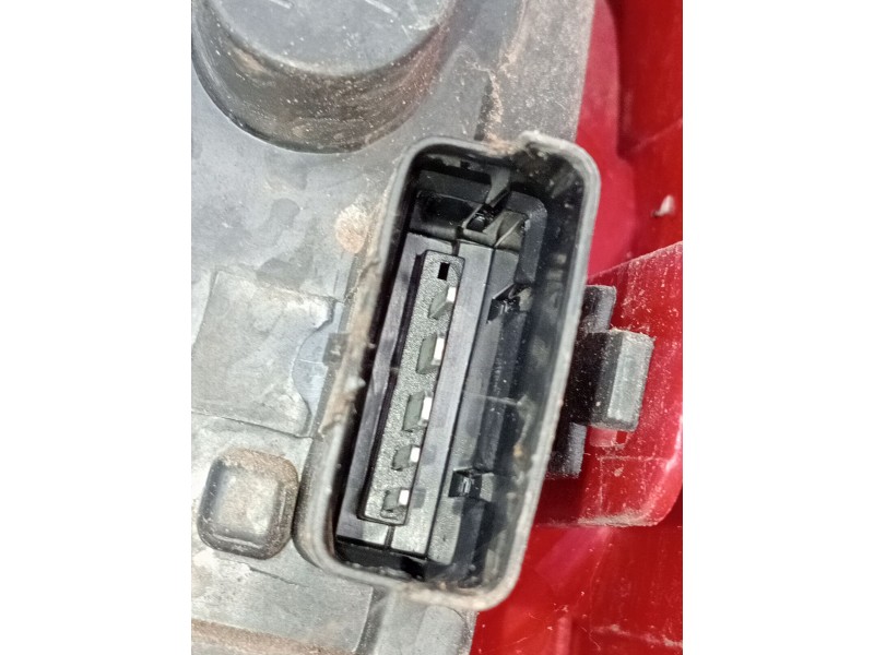 Recambio de piloto trasero izquierdo para citroën c4 coupé (la_) 1.6 16v referencia OEM IAM   