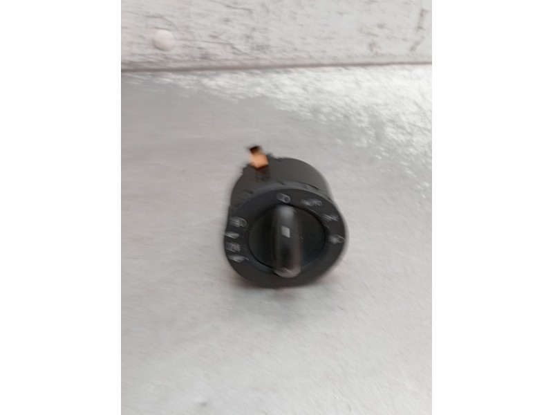 Recambio de mando luces para audi a6 c6 (4f2) 3.0 tdi quattro referencia OEM IAM 4F1941531D  