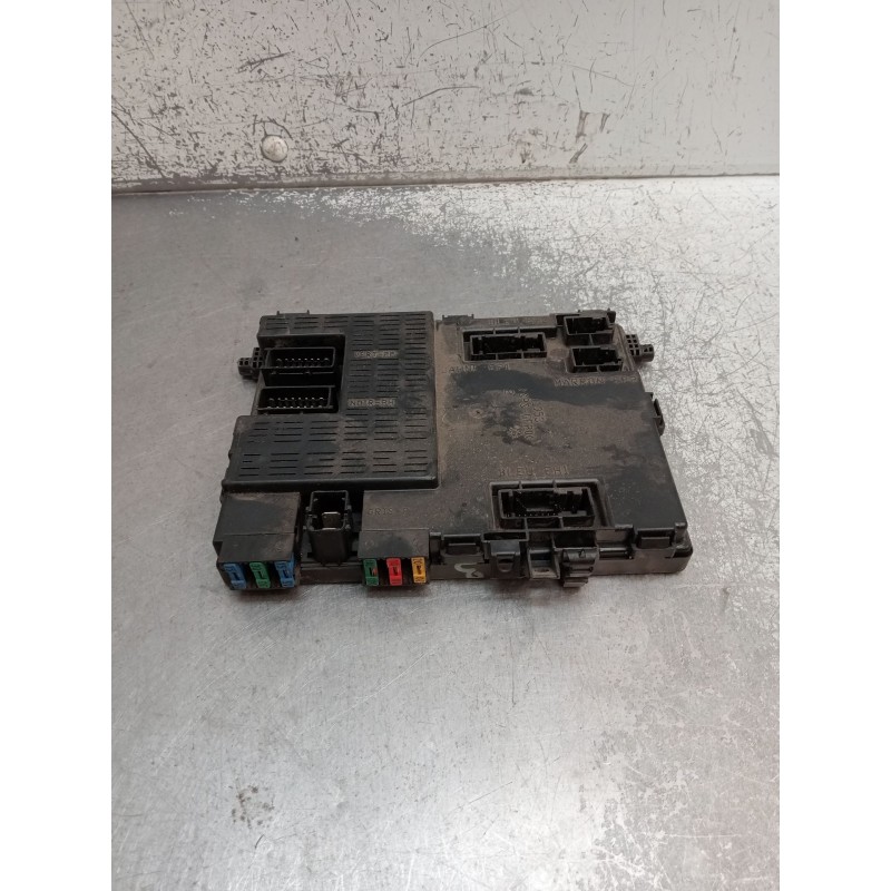 Recambio de caja reles / fusibles para peugeot 406 (8b) 2.0 hdi 110 referencia OEM IAM 73009012 9646941380 