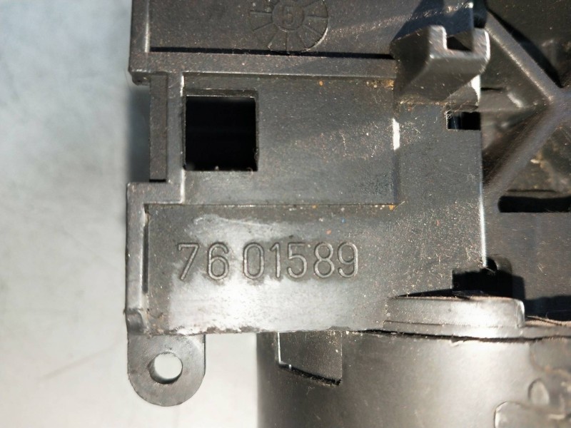 Recambio de conmutador de arranque para lancia delta 1.9 turbodiesel cat referencia OEM IAM 7601589  