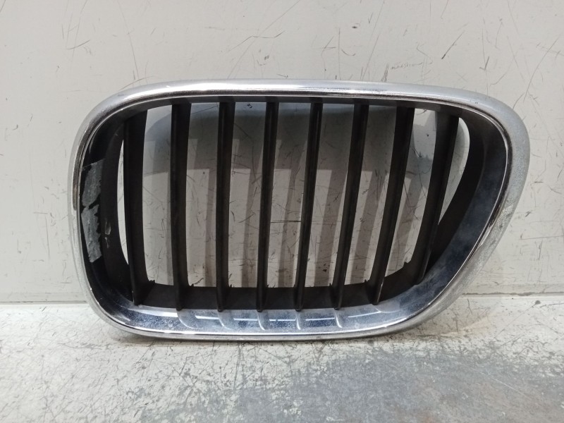 Recambio de rejilla delantera para bmw x5 (e53) 3.0 d referencia OEM IAM IZQUIRDA  