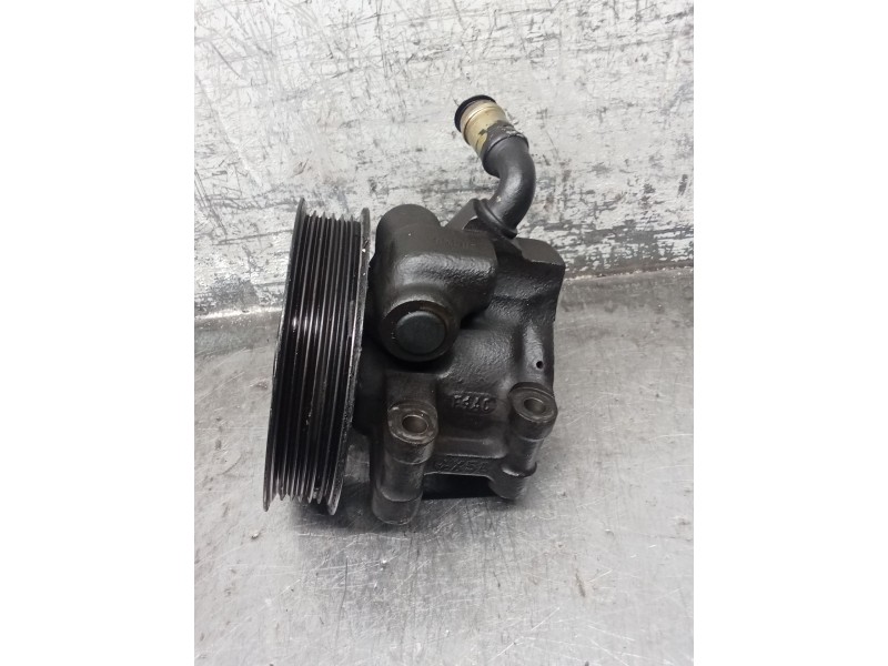 Recambio de bomba servodireccion para ford focus i (daw, dbw) 1.8 tdci referencia OEM IAM 4EB0703  
