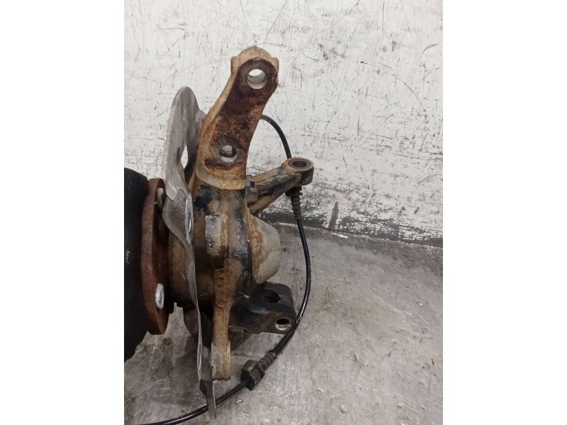 Recambio de mangueta delantera derecha para citroën c-zero referencia OEM IAM   