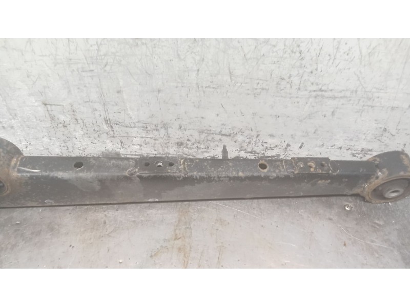 Recambio de brazo suspension inferior trasero izquierdo para citroën c-zero referencia OEM IAM   