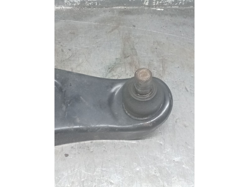 Recambio de brazo suspension inferior delantero derecho para citroën c-zero referencia OEM IAM   