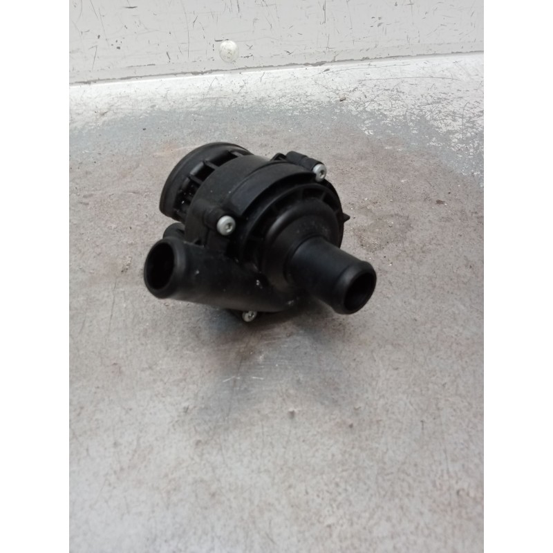 Recambio de bomba agua para mercedes-benz clase c coupé (c205) c 220 d (205.304) referencia OEM IAM A2118350364 0392023000 