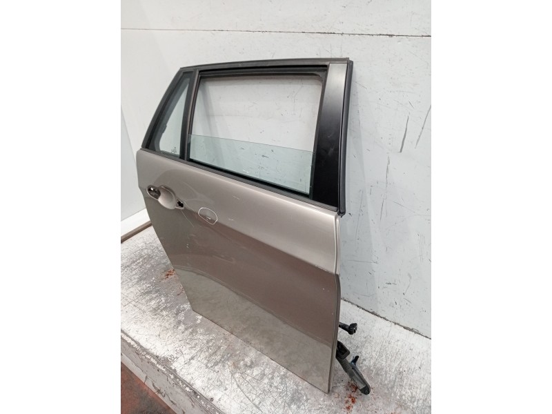 Recambio de puerta trasera derecha para bmw 3 touring (e91) 320 d referencia OEM IAM  5P 