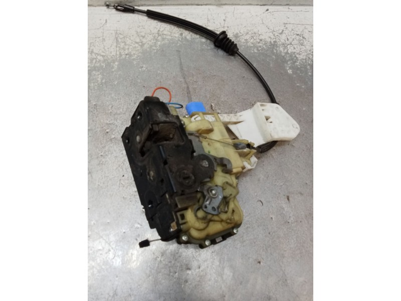 Recambio de motor cierre centralizado trasero derecho para seat ibiza iii (6l1) 1.4 tdi referencia OEM IAM   