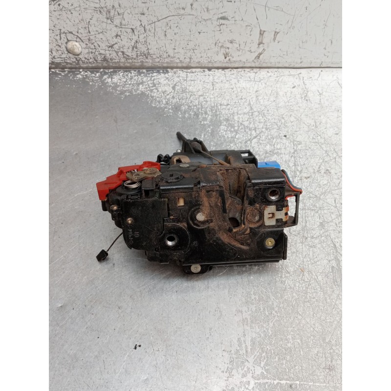 Recambio de motor cierre centralizado trasero izquierdo para skoda fabia i combi (6y5) 1.4 tdi referencia OEM IAM 6Y0839015 5P 