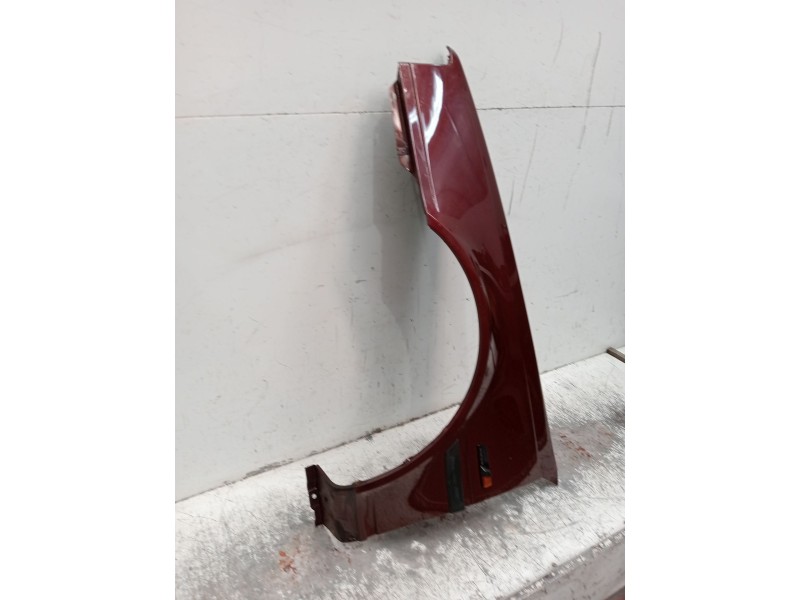 Recambio de aleta delantera izquierda para volvo 460 (464) 1.8 referencia OEM IAM   