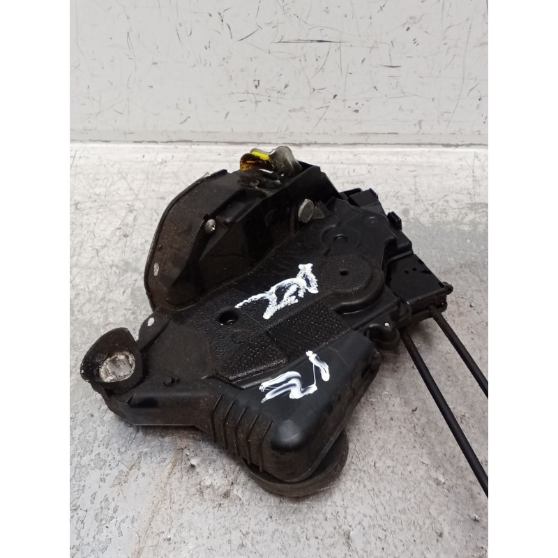 Recambio de motor cierre centralizado delantero izquierdo para toyota yaris (_p9_) 1.4 d-4d (nlp90_) referencia OEM IAM 3P  